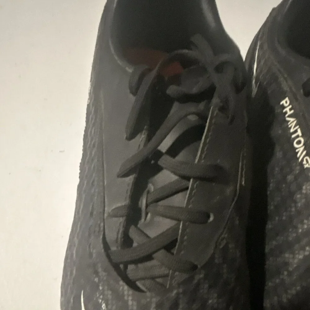 Nike Phantom GT Black Soccer Cleats, US Size 8.5